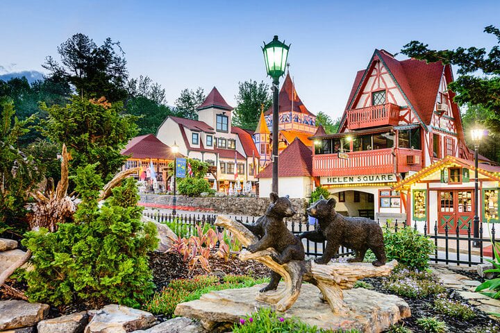 Walking tour of Helen Ga